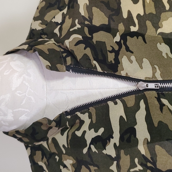 ROMEO - Picture 3 of 7